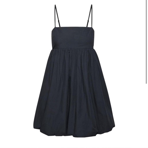 Aritzia Dresses & Skirts - Sunday Best - Babydoll dress in black